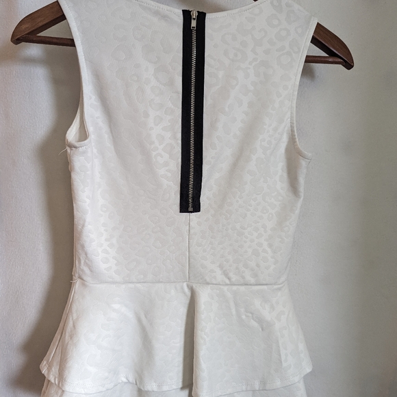 Guess animal print embossed - Picture 4 of 5